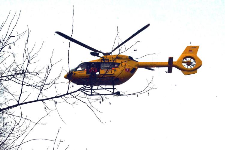 Monte Cusna: trovati i resti di 5 corpi che erano a bordo dell’elicottero precipitato