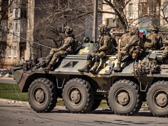 Guerra in Ucraina, secondo i servizi segreti inglesi “Le forze militari russe controllano gran parte di Severodonetsk”