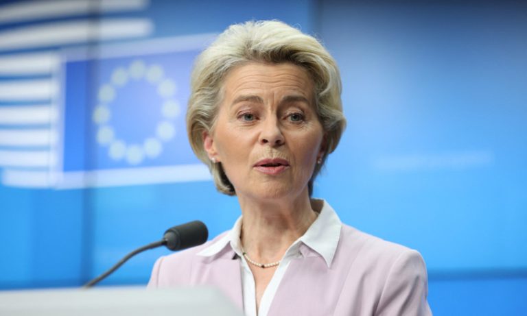 Guerra in Ucraina, parla Ursula von der Leyen: “L’Europa sarà al vostro fianco ogni passo del cammino”