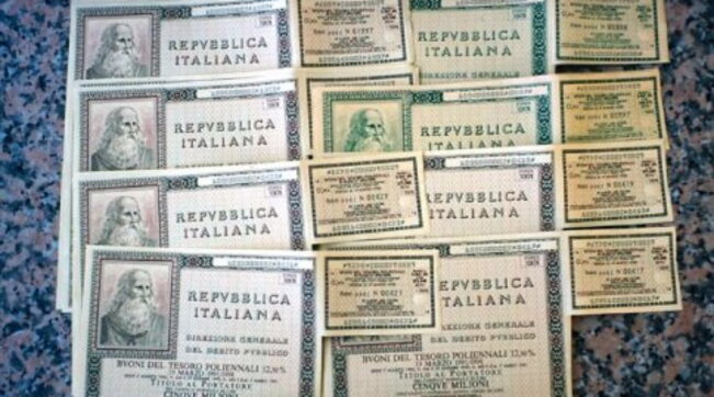 Mercati: spread in calo sotto i 230 punti