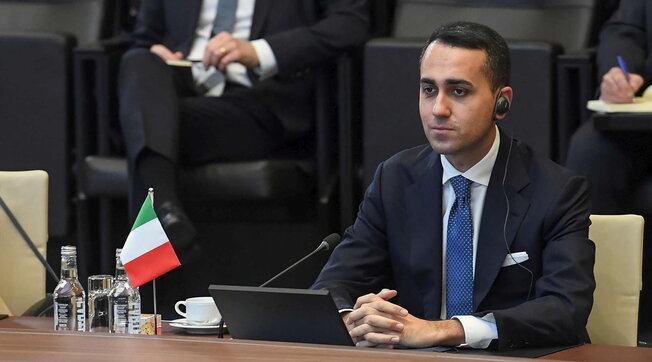 La Russia critica il ministro Di Maio: “Continua a cercare cause esterne dei problemi politici interni del suo Paese, non c’è nulla di nuovo”