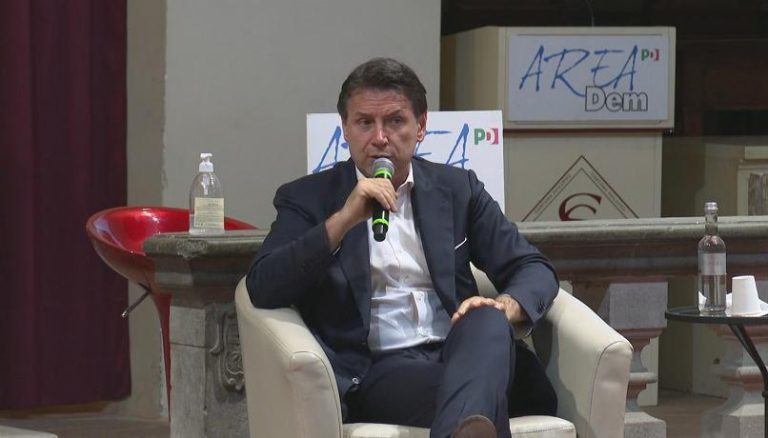 Governo, lunedì la “resa dei conti finale” tra il premier Draghi e Giuseppe Conte