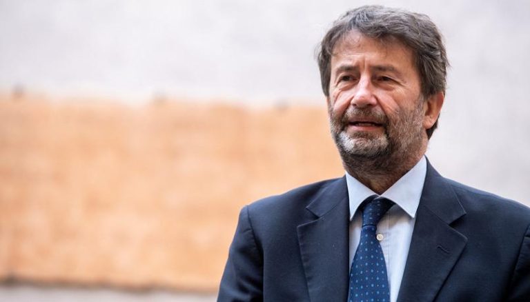 Governo, Franceschini avverti il M5S: “Se Conte esce dal governo addio all’alleanza con il Pd”