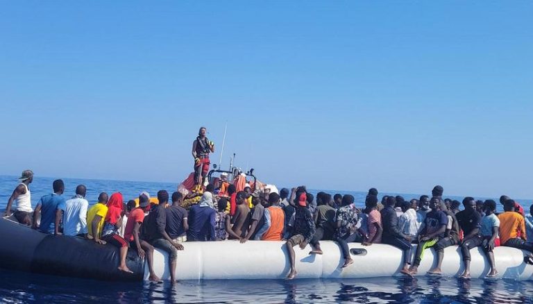 Lampedusa: Sono 122 con tre diversi barchini i migranti giunti all’alba