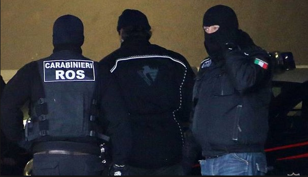 Bologna, oltre 50mila euro trasferiti a cellule jihadiste: arrestato 52enne bosniaco