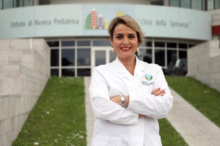 Covid, parla l’immunologa Antonella Viola: “Fuga da un laboratorio? E’ l’ora delle scuse”