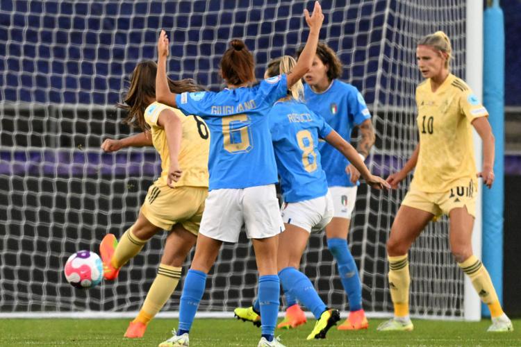 Calcio, la Nazionale femminile eliminata dal Belgio agli Euro22