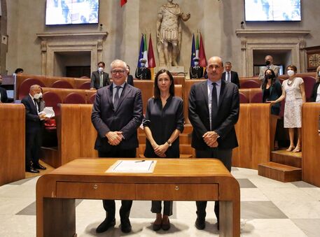 Roma, firmato un contratto da 400 milioni di euro per 212 scuole “green”