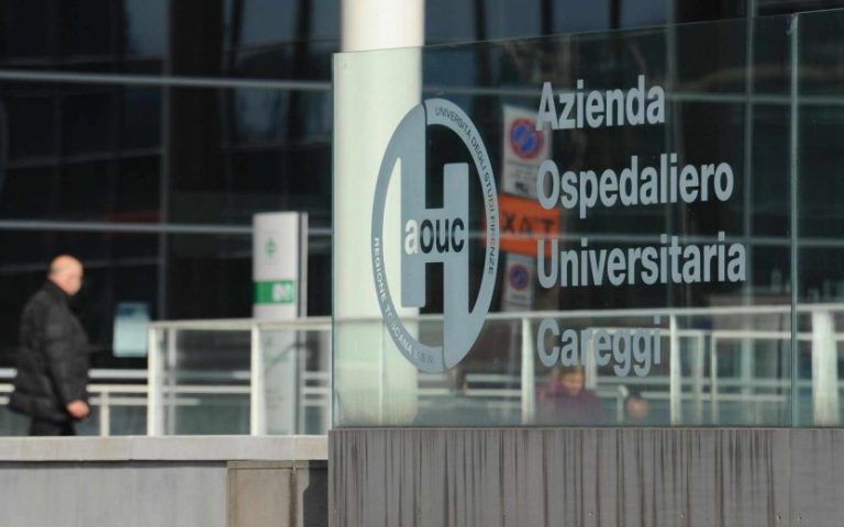 Firenze: 37enne muore di tumore e lascia un libro per ogni compleanno del suo bimbo di tre anni, fino a quando sarà grande