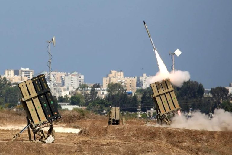 Guerra in Ucraina, Zelensky promette maggiori difese antimissile entro la fine dell’anno