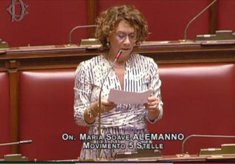 La deputata Soave Alemanno lascia il M5S
