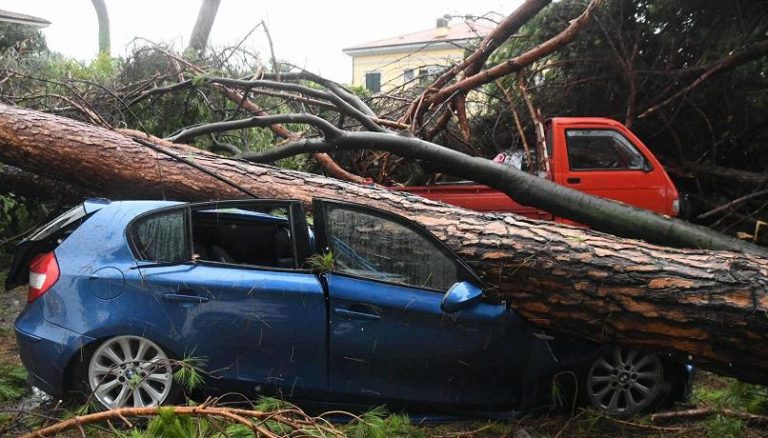 Emergenza maltempo: si contano i danni delle trombe d’aria in Toscana, Liguria e Veneto