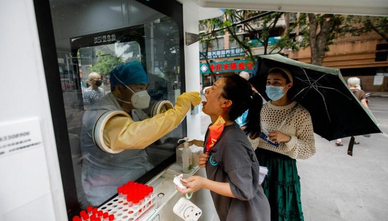 Covid, in Cina 9 milioni di persone in lockdown nelle città di Shenzhen Ghuangzhou e Dalian