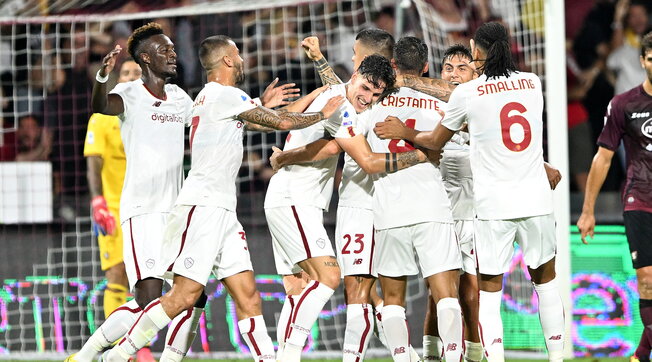 Calcio, vittoria della Roma 1-0 contro la Salernitana alla prima di campionato