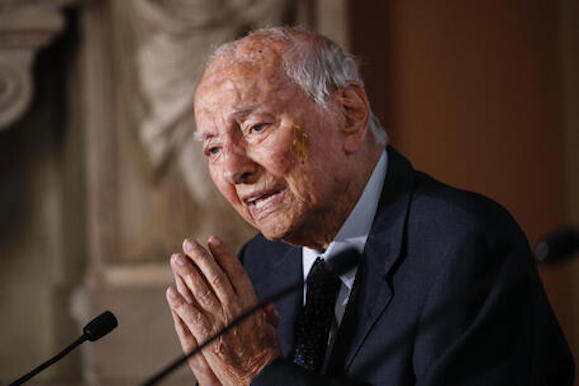 Roma, sarà allestita il 16 agosto la camera ardente in Campidoglio per Piero Angela