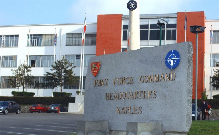 La spia al Comando Nato di Napoli, l’ambasciata russa contro il quotidiano “La Repubblica”