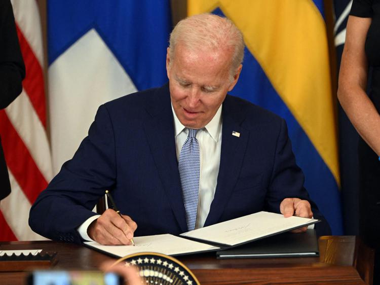 Usa, cresce l’imbarazzo alla Casa Bianca per nuove carte segrete del presidente Joe Biden