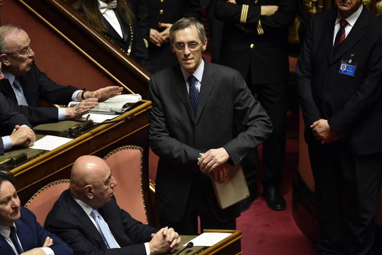 Forza Italia sotto choc per l’improvvisa morte del senatore Niccolò Ghedini: una vita alla difesa di Berlusconi