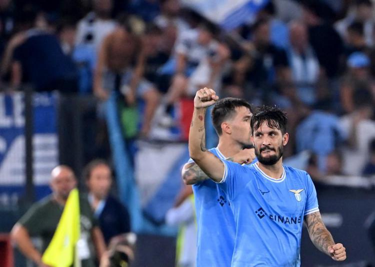Calcio, la Lazio travolge l’Inter 3-1 all’Olimpico