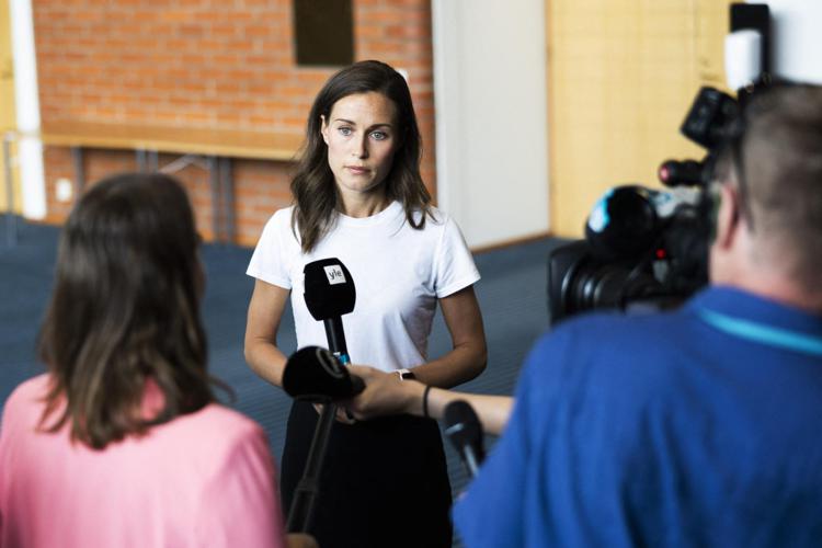 Finlandia, parla la premier Sanna Marin: “Ho fatto il test antidroga, non ho fatto nulla di illegale”