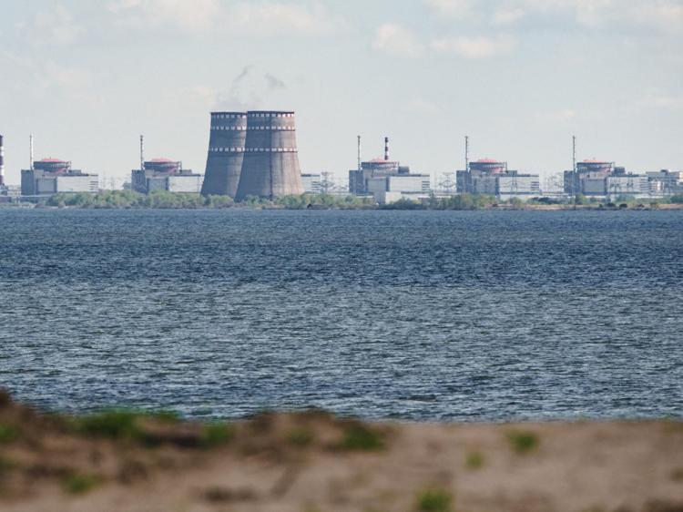 Guerra in Ucraina, nuovi raid aerei russi nei pressi della centrale nucleare di Zaporizhzhia