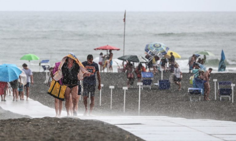 Inizia l’autunno meteorologico con piogge e temporali:  la prossima settimana tornerà il sole e il caldo su metà Italia