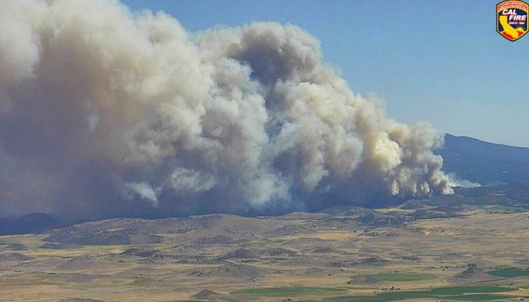 Usa, incendi in California: evacuate oltre 50mila persone