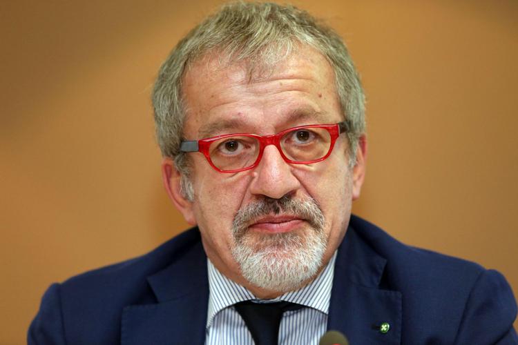 Lega, l’ex segretario Maroni insiste: “Io avevo pensato a Luca Zaia al posto di Salvini”