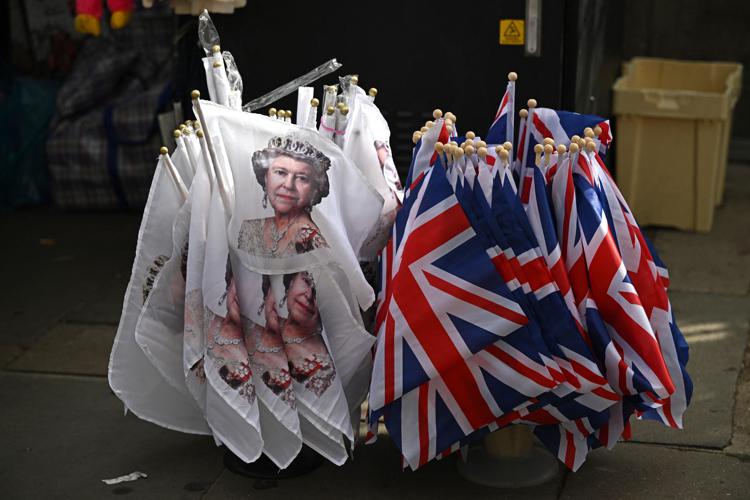 Gran Bretagna, le conseguenze psicologiche ed economiche dopo la morte della regina Elisabetta II