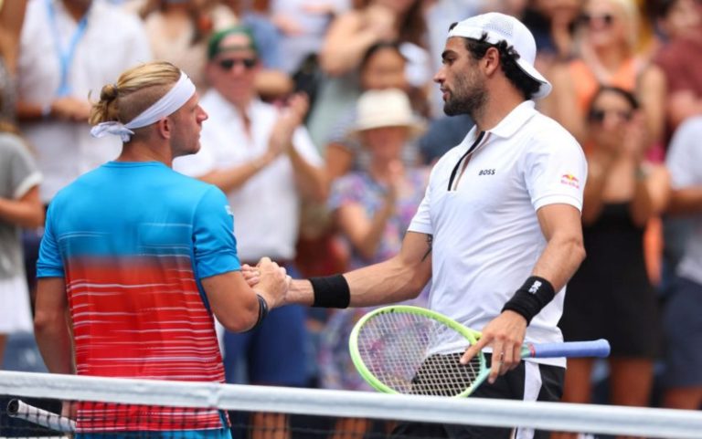 Tennis, agli Us Open Berrettini accede ai quarti dopo aver battuto lo spagnolo Fokina