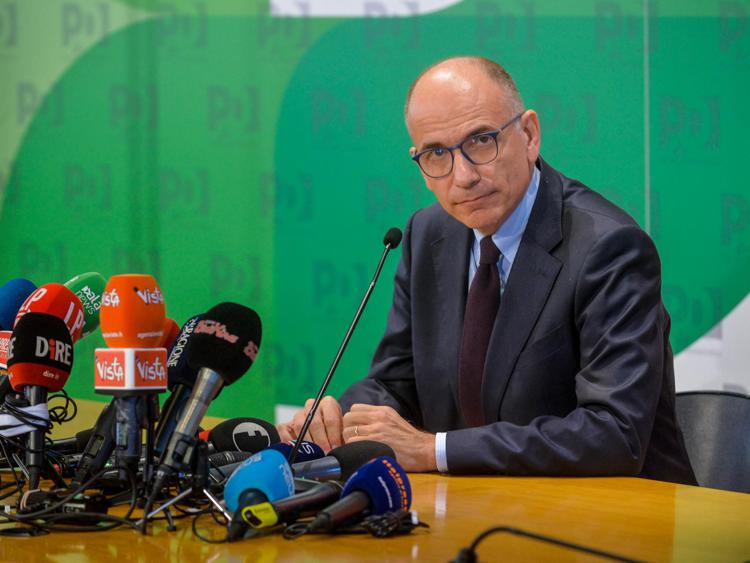 La crisi del Pd, parla Enrico Letta: “Siamo ancora vivi e abbiamo le basi per ripartire”