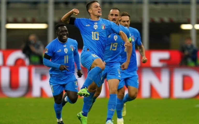 Milano, insulti razzisti duranti la partita Italia-Inghilterra: due persone colpito dal Daspo per 5 anni