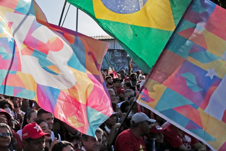 Brasile, accoltellato a morte un sostenitore di Lula