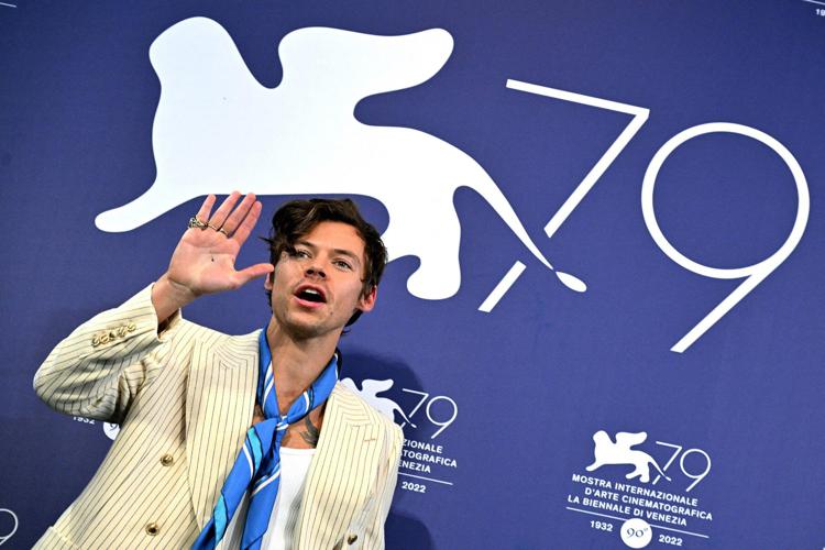 Mostra del Cinema di Venezia, è il giorno di Harry Styles con il film “Don’t worry darling”