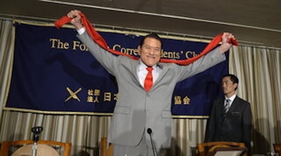 Giappone, è morto il celebre wrestler Antonio Inoki. Nel 1976 sfidò Muhammad Alì