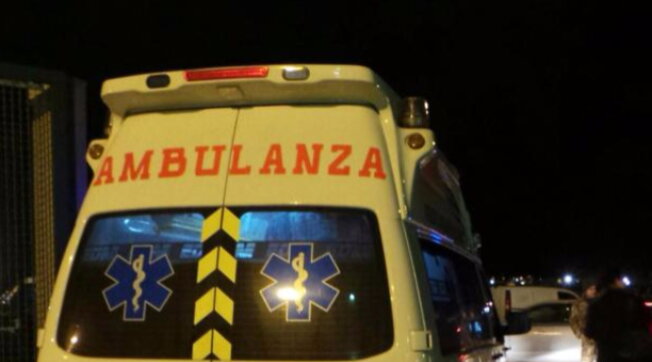Civitanova (Macerata), va in discoteca con l’ambulanza: denunciato un operatore sanitario