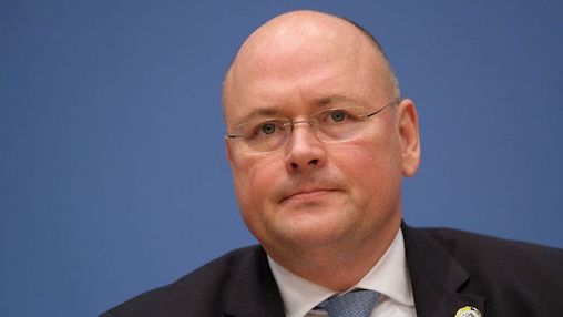 Germania, licenziatoil capo della cybersicurezza nazionale Arne Schönbohm