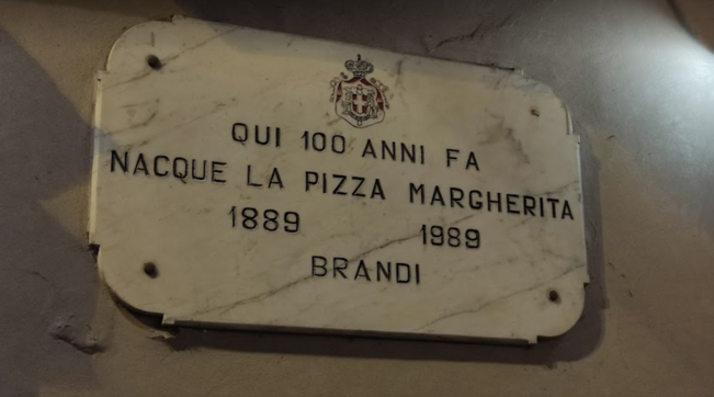 Napoli, chiusa per carenze igieniche la storica pizzeria Brandi dove fu inventata la pizza Margherita nel 1889