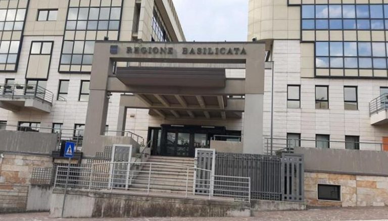 Blitz della Dda sulla Sanità della Basilicata: oltre cento indagati tra cui il presidente della Regione Vito Bardi