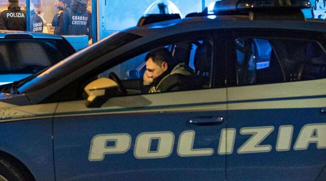 Roma, shock a San Lorenzo: 22enne rapinato e poi stuprato da tre ragazzi. Indaga la polizia