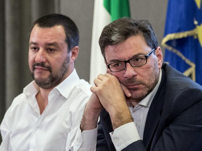 Vertice della Lega sui temi dell’economia tra Salvini, Giorgetti e Durigon, Borghi e Bagnani
