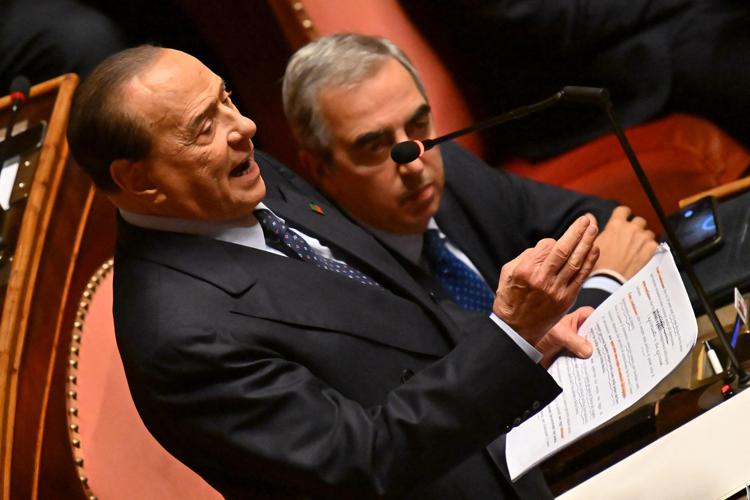 Senato, dopo nove anni torna a parlare Silvio Berlusconi: “Priorità giustizia e riforma del fisco”