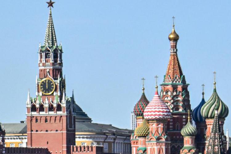 Guerra in Ucraina, il Cremlino prova ad abbassare la tensione: “La Russia è totalmente impegnata a evitare che venga combattuto un conflitto nucleare”