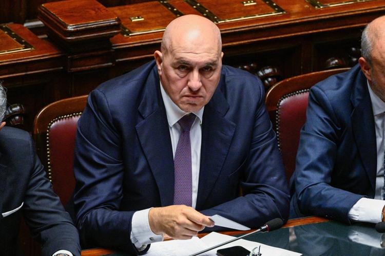 Guerra in Ucraina, parla il ministro Crosetto: “La posizione dell’Italia non può essere messa in discussione”