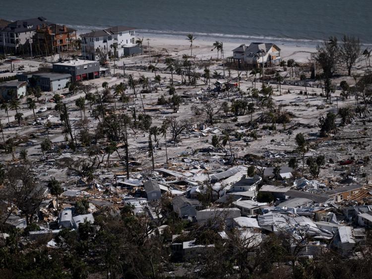 Florida, l’uragano “Ian” ha causato oltre cinquanta morti. Gravi danni alle abitazioni e alle infrastrutture