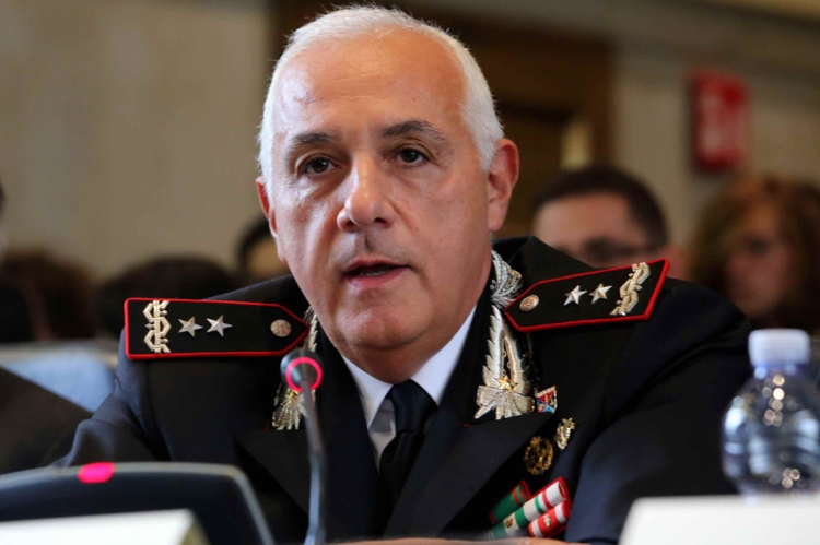 Mafia, l’ottimismo del generale Teo Luzi: “Certo che Matteo Messina Denaro verrà arrestato, prima o poi. Purtroppo è ancora operativo”
