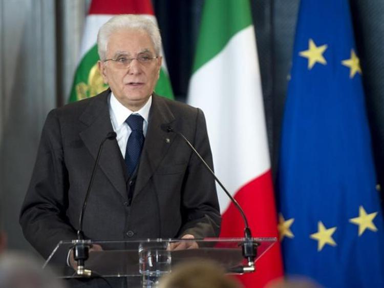 Guerra in Ucraina, l’appello del presidente Sergio Mattarella: “La pace è urgente e necessaria”