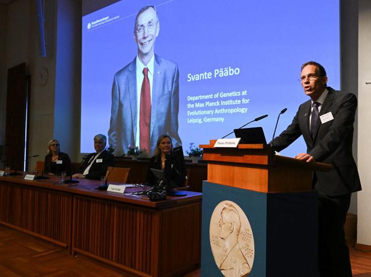 Premio Nobel per Medicina e Fisiologia al biologo svedese Svante Paabo