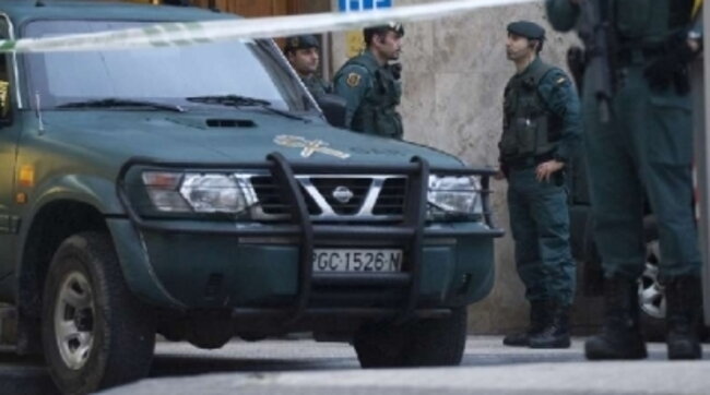 Madrid, pacco bomba davanti l’ambasciata dell’Ucraina: ferita una persona