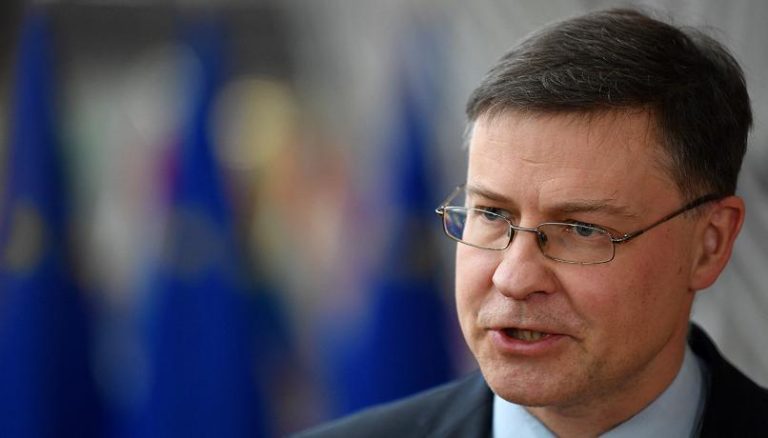 Commissione Ue, parla Dombrovskis: “Dobbiamo abbracciare l’era digitale”